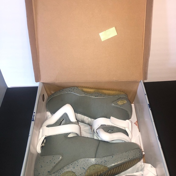 Back To The Future Part II Shoes - Picture 12 of 12